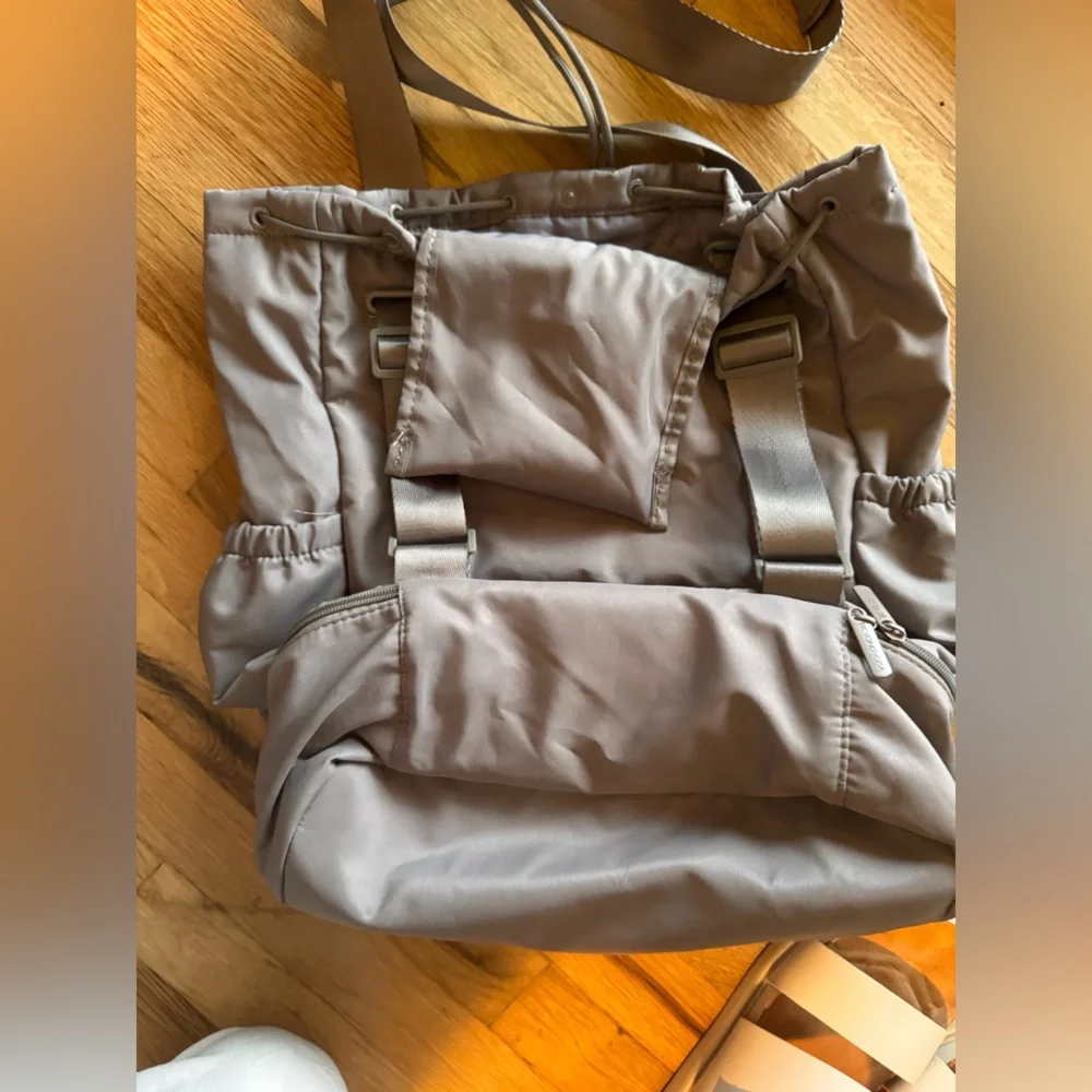 Beyond Yoga Gray Tote Bag Backpack